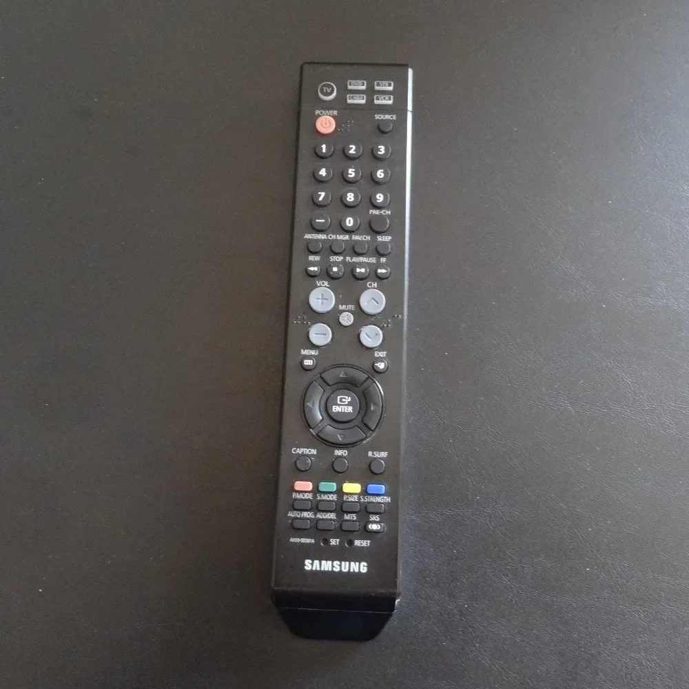 SAMSUNG ~ Universal REMOTE ~ Like NEW